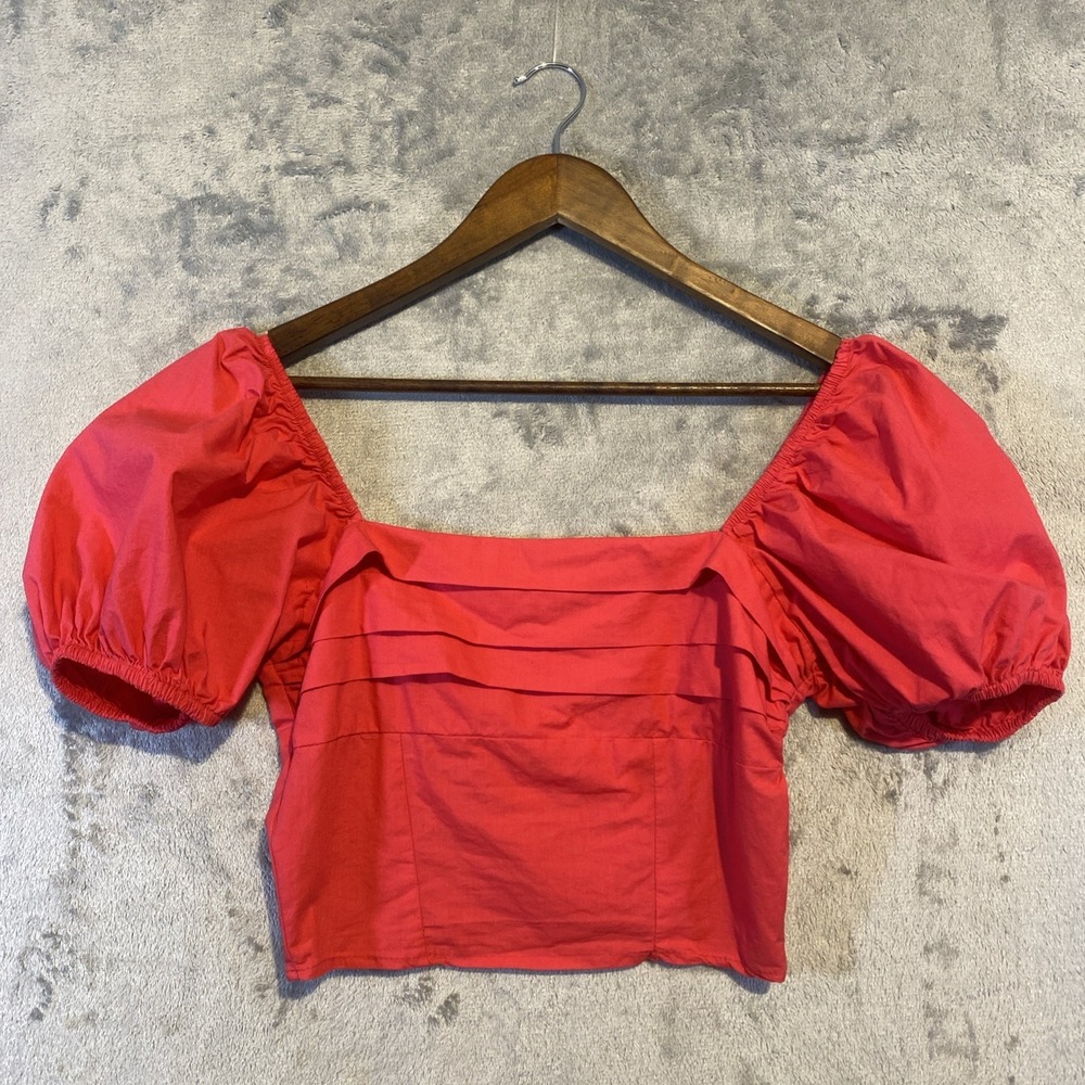 Sim and Sam Women's Top Sz M Coral Pink Ruched Smocked Cropped Beach Boho Casual